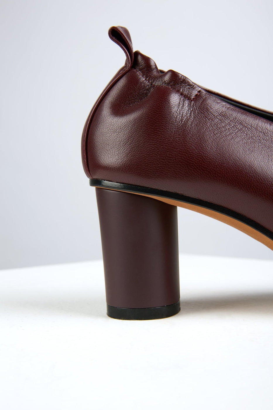 Load image into Gallery viewer, Micol Pumps in Plum - MICP12