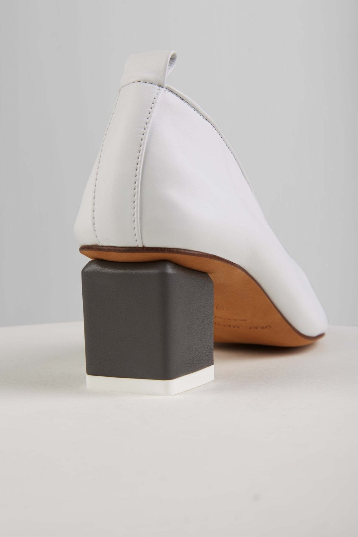 Mildred Classic in Bianco - MILC1