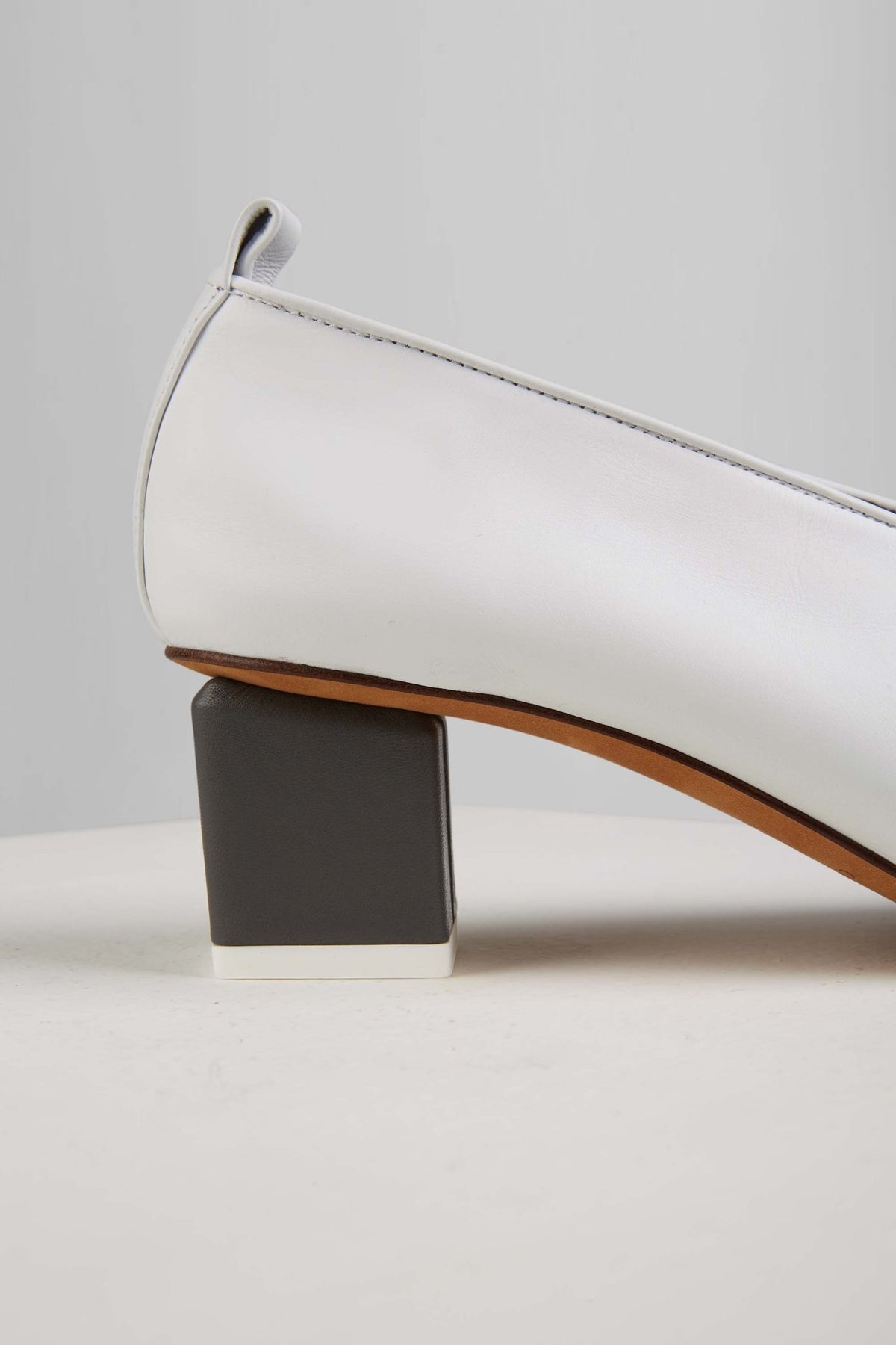Mildred Classic in Bianco - MILC1