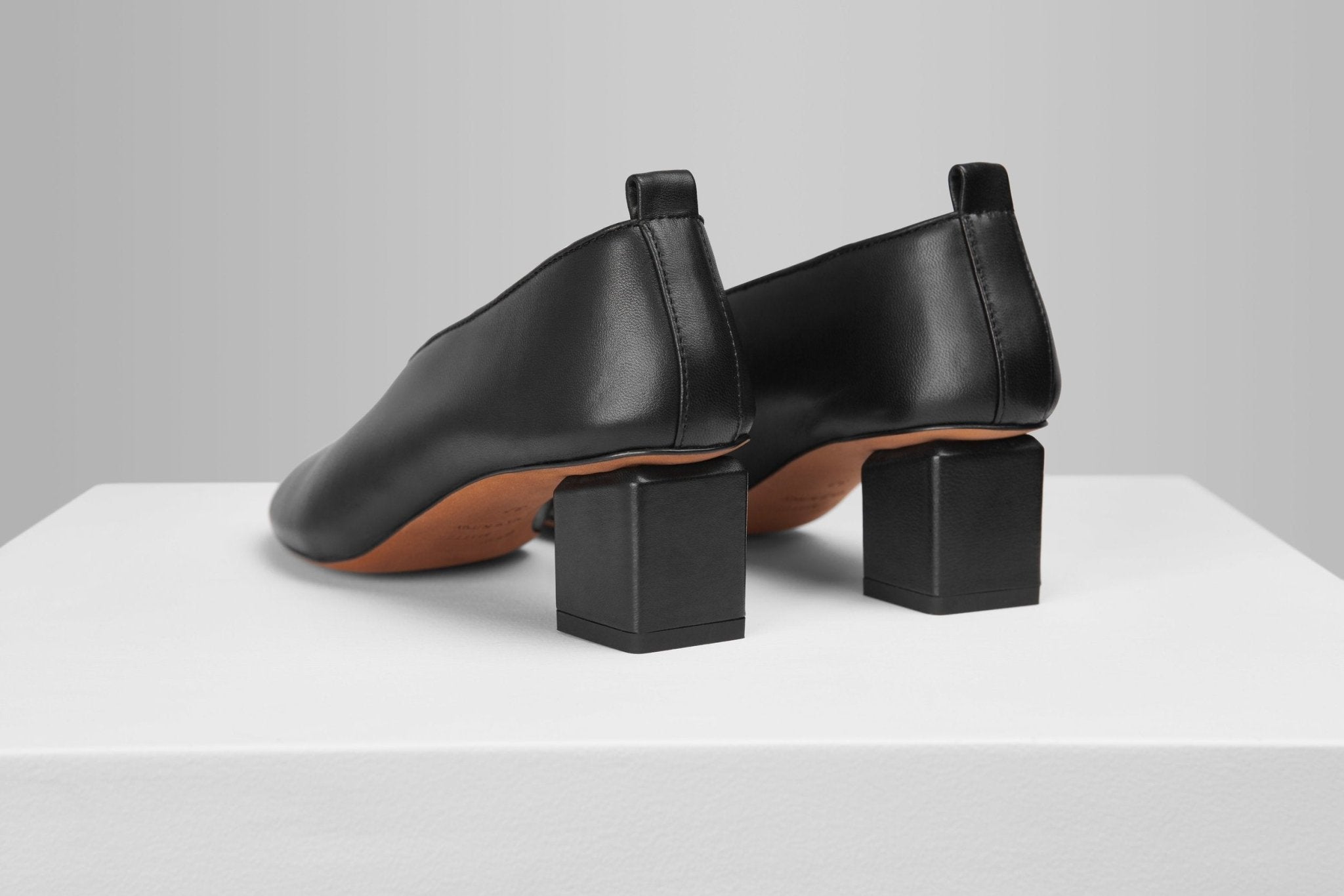 Mildred Classic in Nero - MILC18