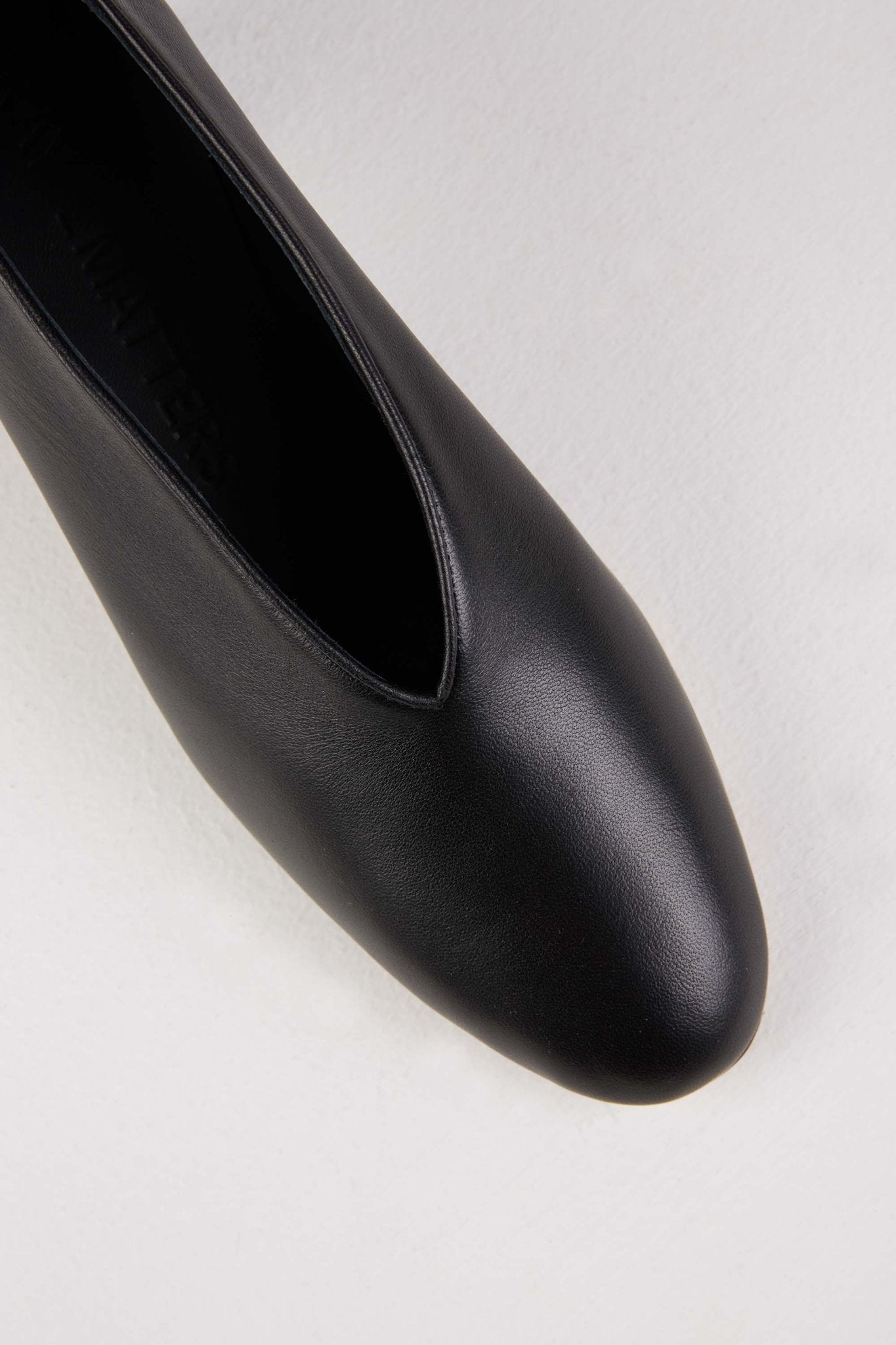 Mildred Classic in Nero - MILC18