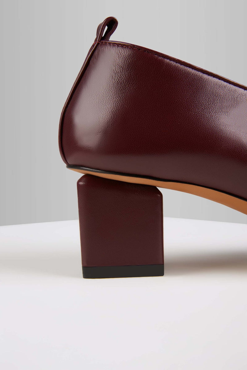 Load image into Gallery viewer, Mildred Classic in Plum - MILC23