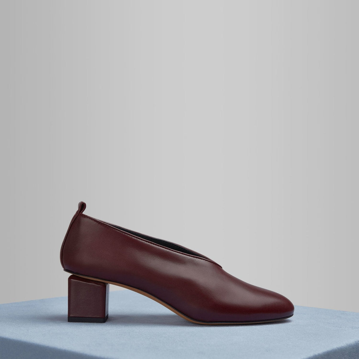 Mildred Classic in Plum - MILC23