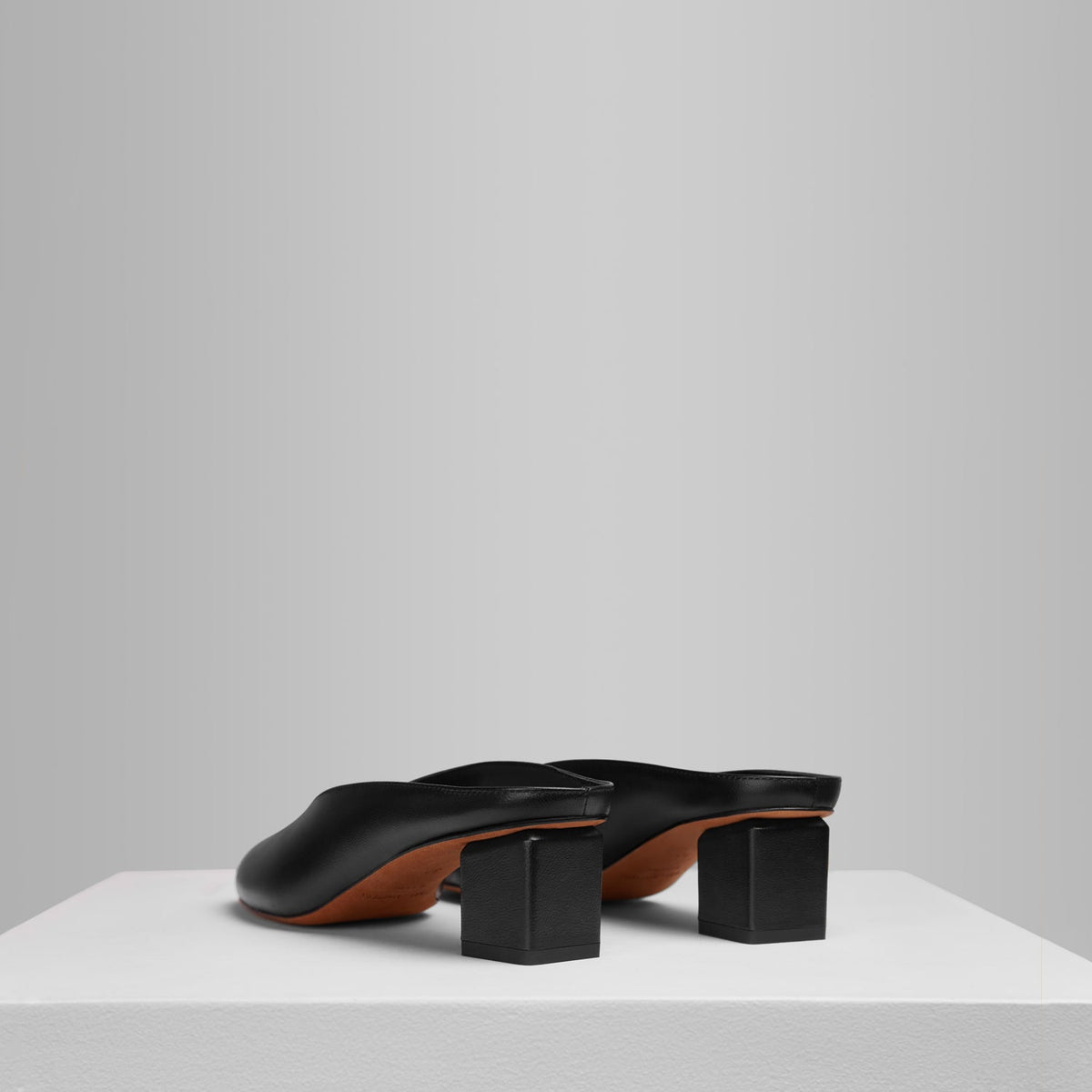 Mildred Mules in Nero - MILM2