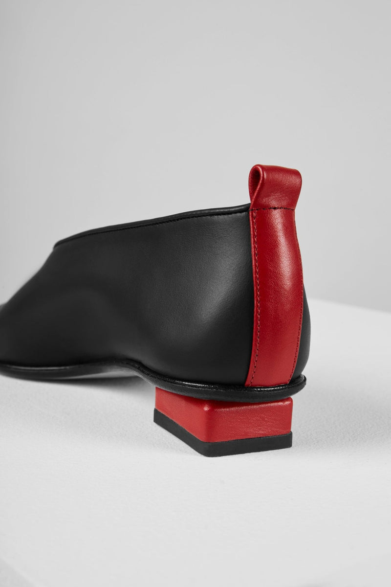 Load image into Gallery viewer, Mildred Piccola in Nero Rosso - MILP05