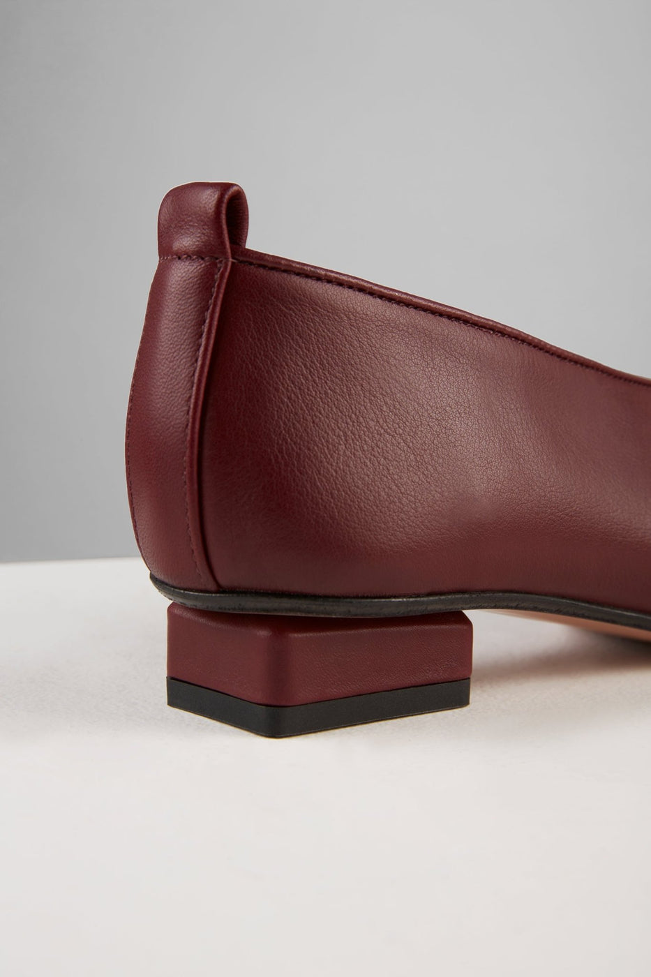 Load image into Gallery viewer, Mildred Piccola in Plum - MILP09